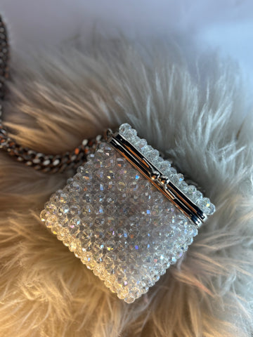 Luxury Crystal Beaded Box Clutch – Gold with Ruby Accents