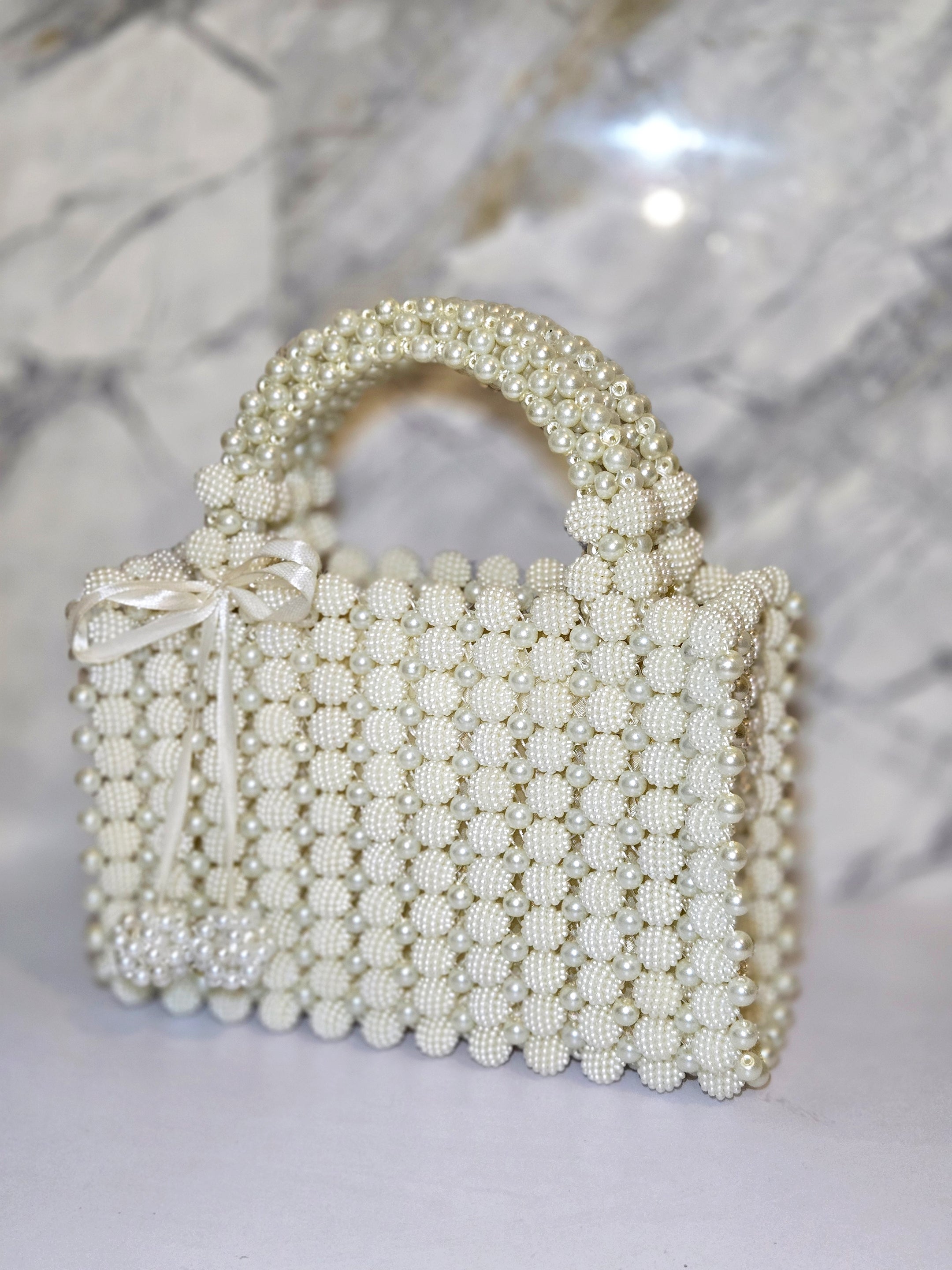 Elegant Handcrafted Pearl Beaded Tote Bag – Classic Ivory Finish
